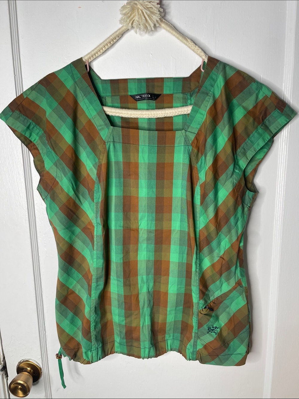 Arcteryx Plaid Top Large Green Brown Square Neck Cap Sleeve Cinch Waist L Hiking